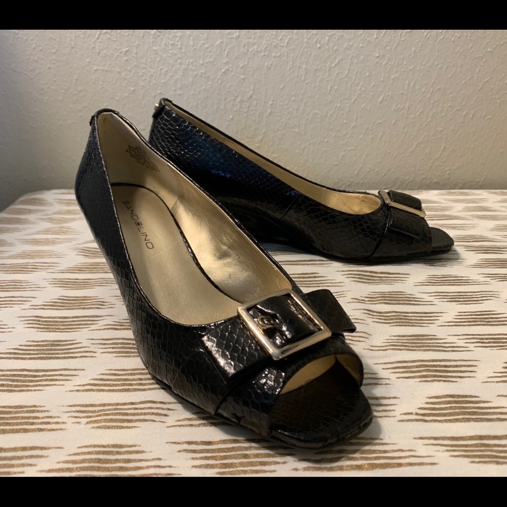 Bandolier Black Wedges